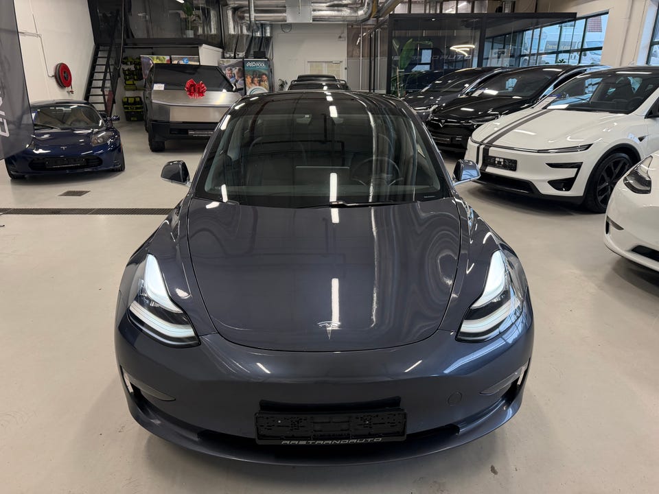 Tesla Model 3 2020 Grå – bilde 5 – brukt Tesla hos Aastrand Auto Stavanger