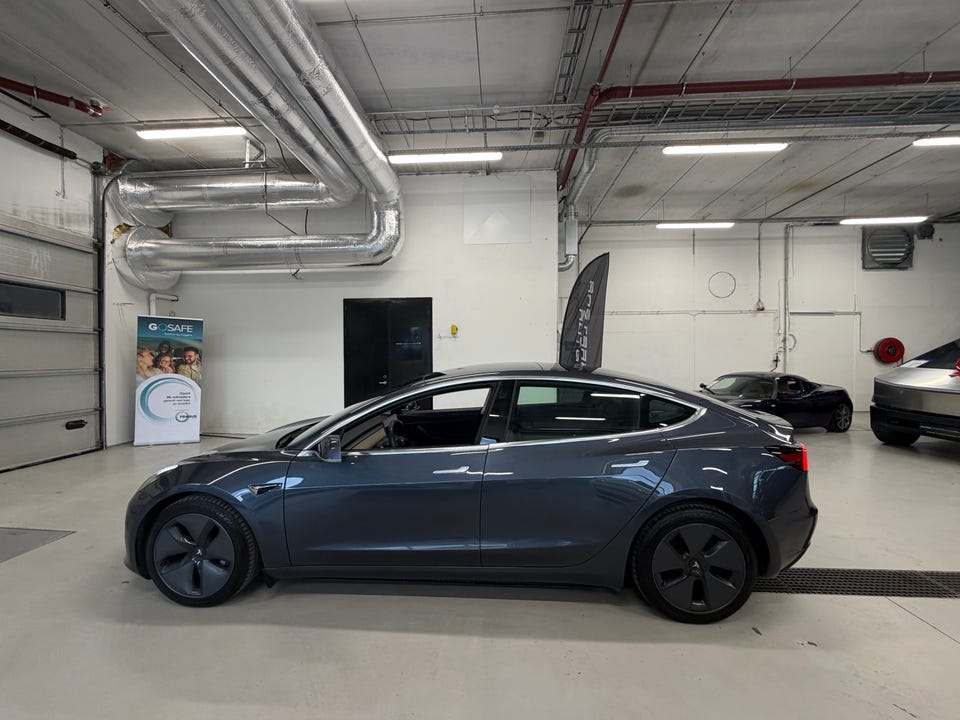 Tesla Model 3 2020 Grå – bilde 2 – brukt Tesla hos Aastrand Auto Stavanger