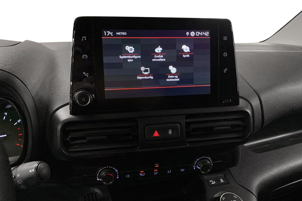 Moderne infotainmentsystem med både Apple CarPlay og Android Auto