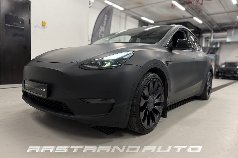 Tesla Model Y 2022 Svart – bilde 1 – brukt Tesla hos Aastrand Auto Stavanger