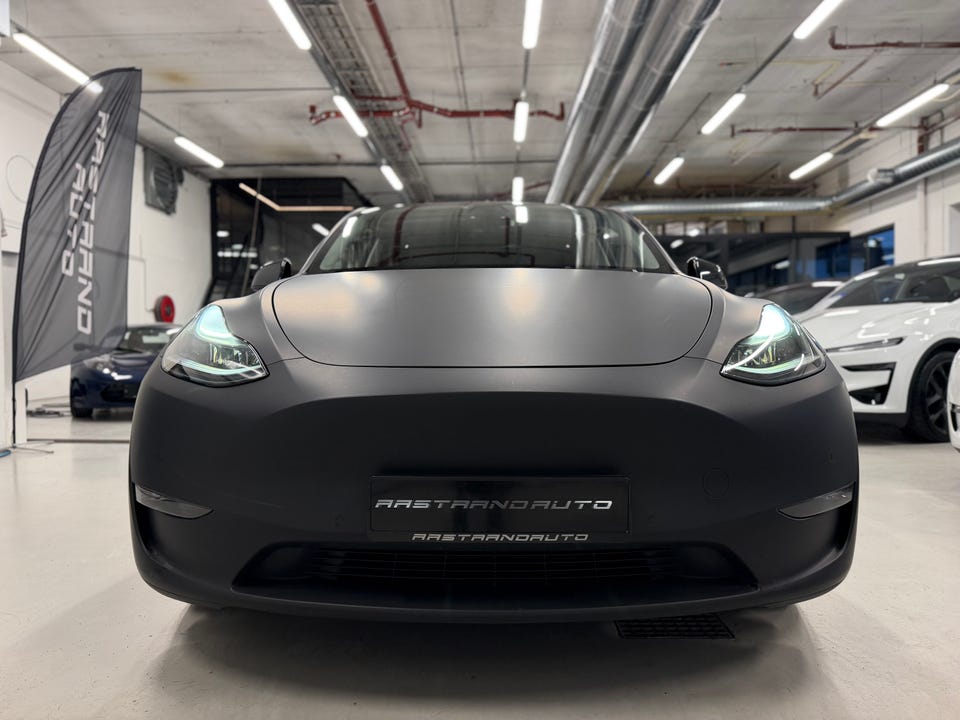 Tesla Model Y 2022 Svart – bilde 4 – brukt Tesla hos Aastrand Auto Stavanger