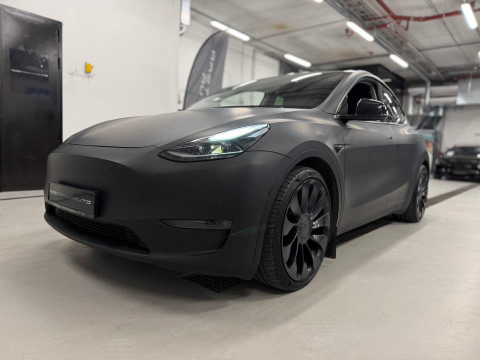 Tesla Model Y 2022 Svart – bilde 3 – brukt Tesla hos Aastrand Auto Stavanger