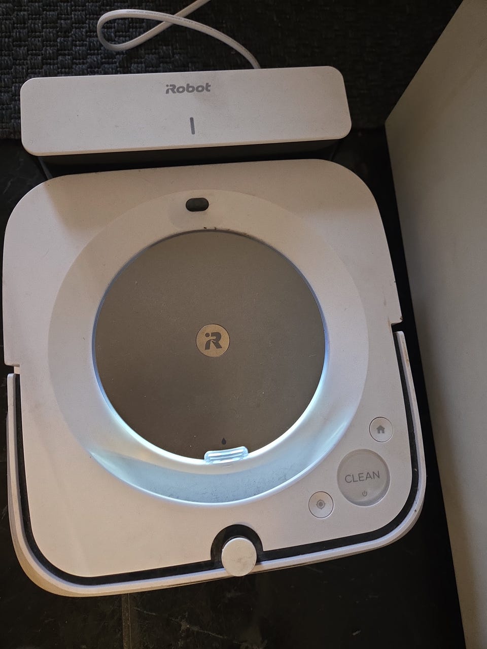 iRobot Braava jet m6 – robotmopp | FINN-torget