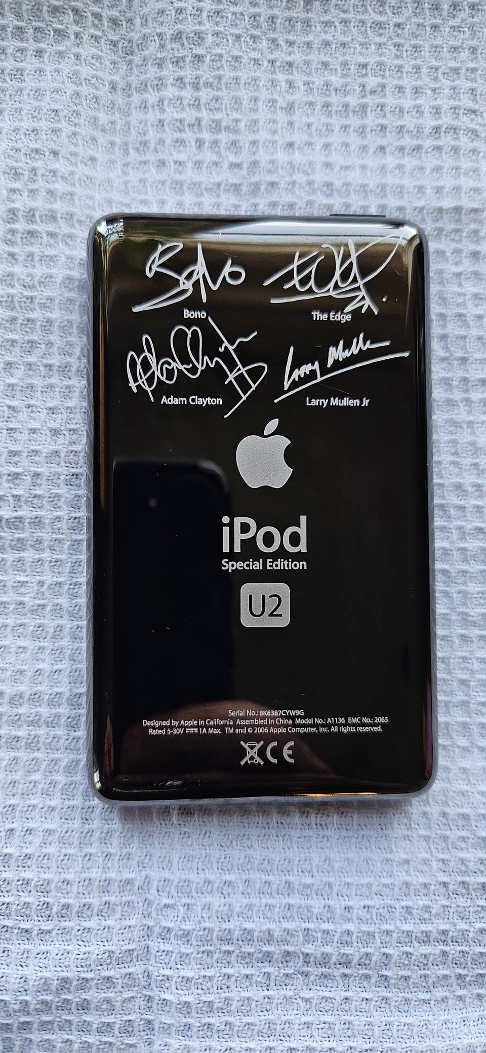 ipod U2 limited edition | FINN-torget