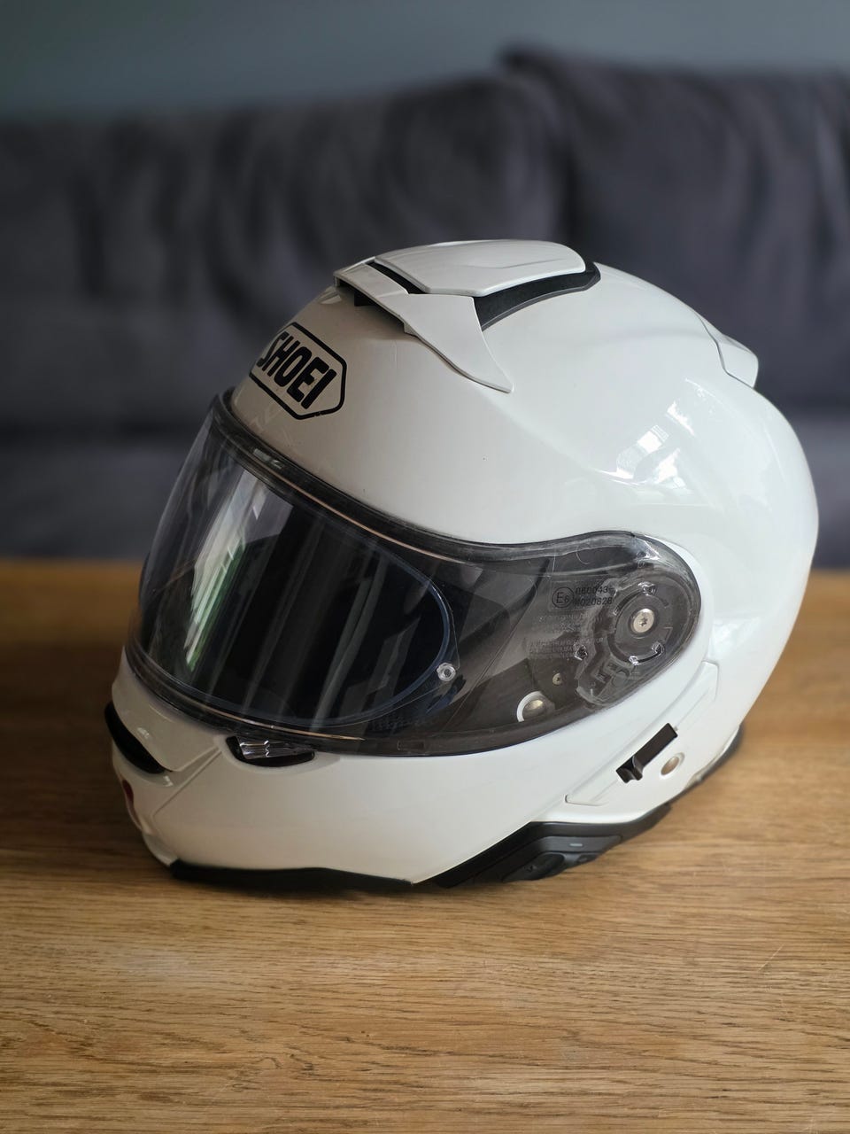 Shoei Neotec II med integrert Sena Srl 2 komm.system | FINN-torget