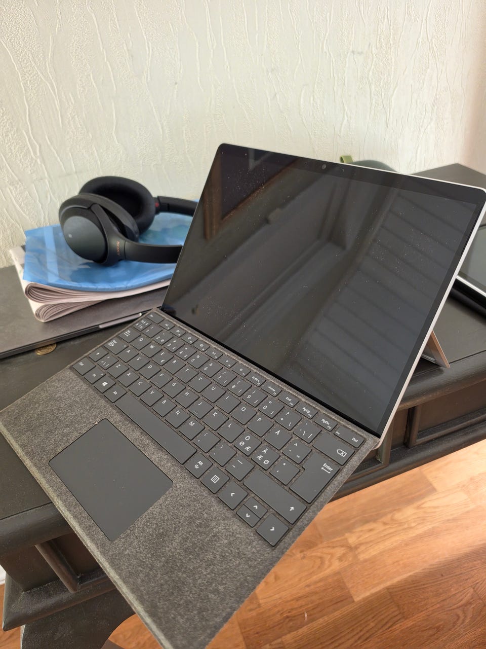 【準新品・最上位】Surface Pro9 i7 32G/1TB Office Microsoft Surface Pro 9 - i7 - 32G RAM - 1TB- Kraftpakke! | FINN