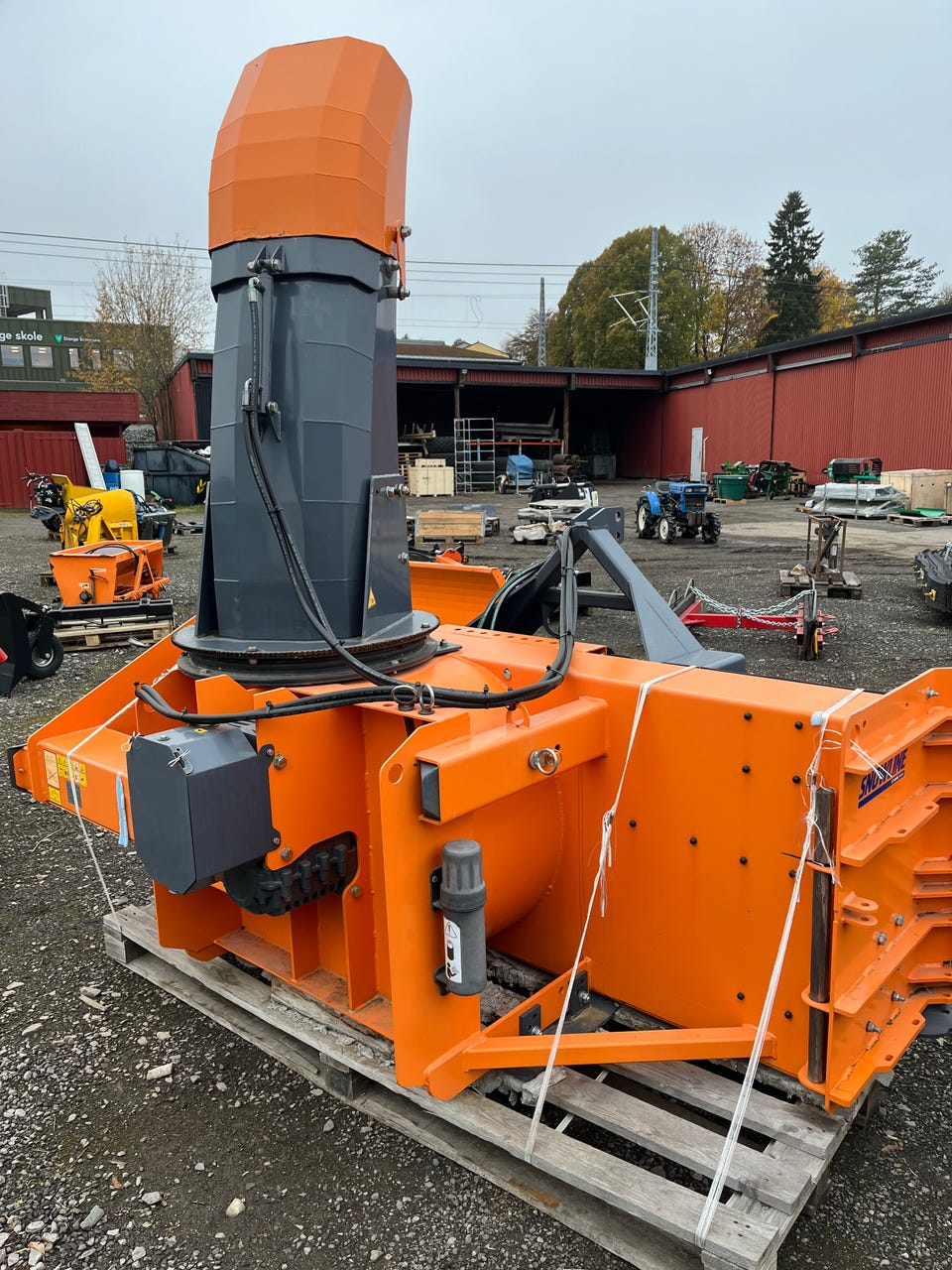 Snowline S-2450 MK V to trinns snøfreser 2022 – bilde 3 av 3