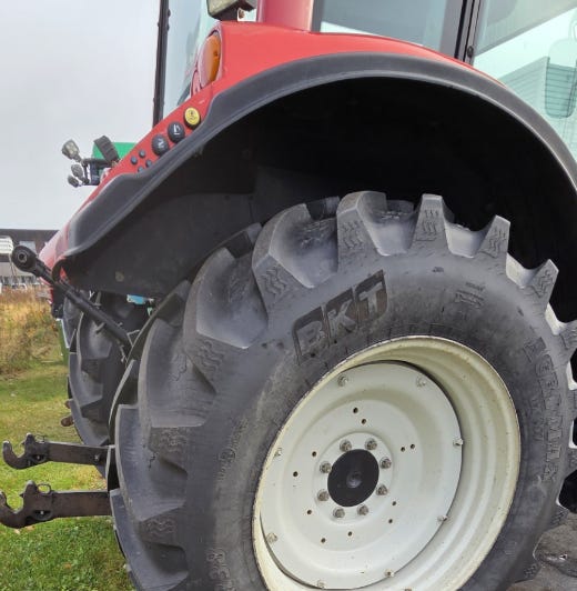 Valtra N142 2010 – bilde 7 av 14