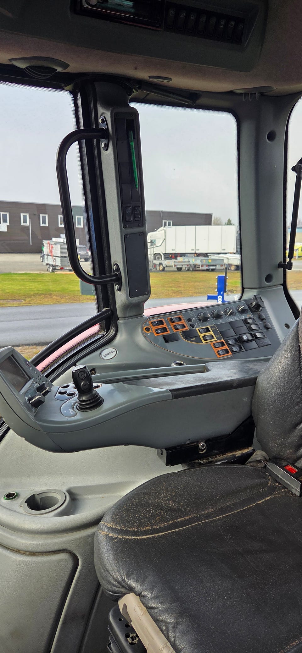 Valtra N142 2010 – bilde 4 av 14