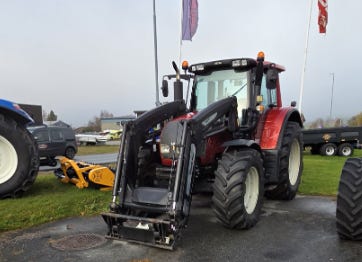 Valtra N142 2010
