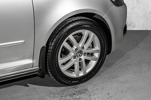Volkswagen Golf Plus 9 of 27
