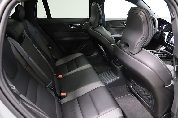 Volvo V60 14 of 17