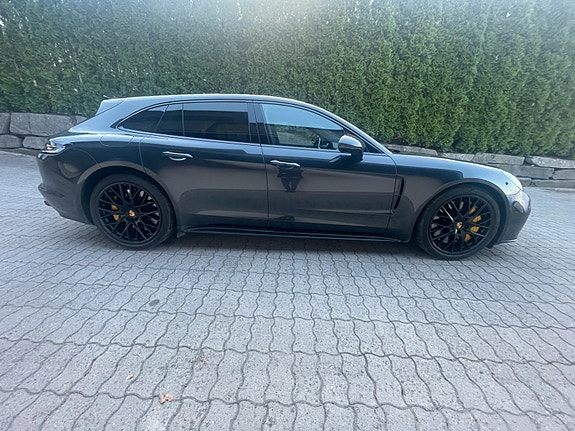Porsche Panamera 9 of 14