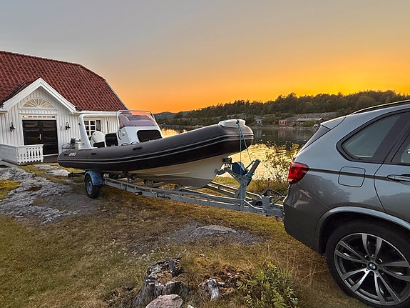 Brig Eagle 650 - Strøken kvalitetsrib med 175 hk Evinrude 8 of 30
