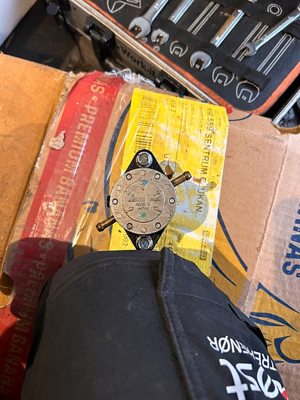 Product image 9 of 10
