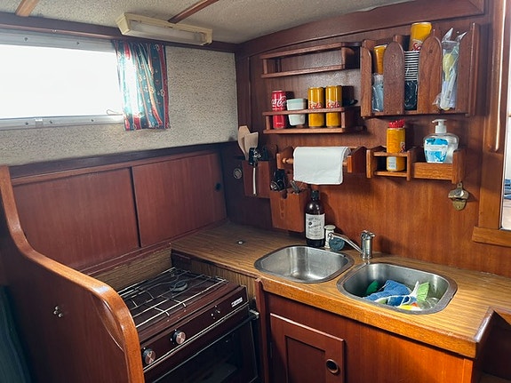 Hallberg Rassy 94 Kutter 12 of 29