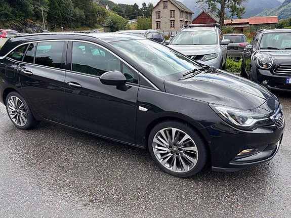 Opel Astra 3 of 5