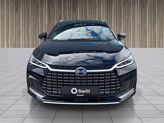 BYD Tang 2 of 5