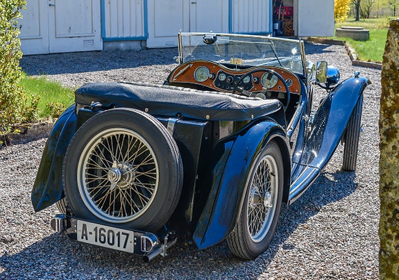 MG 5 of 17