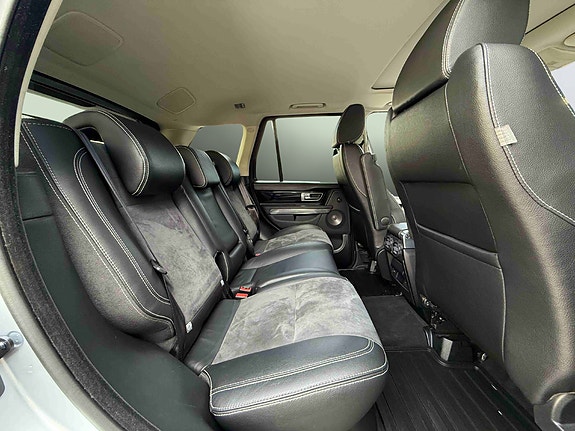 Land Rover Range Rover Sport 28 of 30