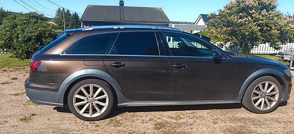 Audi A6 allroad 2 of 14
