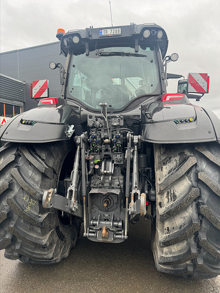 Valtra Demo Q 305 Utstyrsbombe! 2024, kr 2 445 000,-
