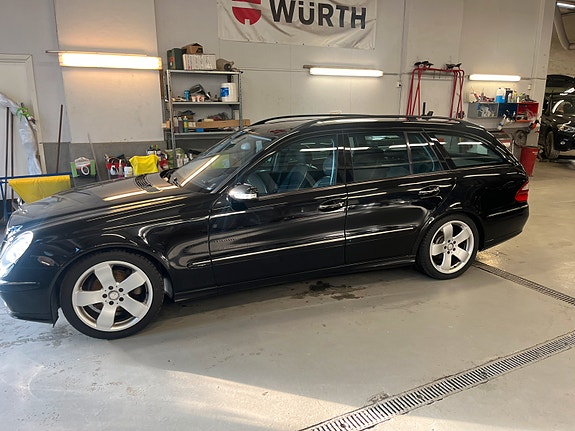 Mercedes-Benz E-Klasse 13 of 13