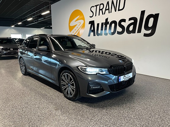 BMW 330e 2 of 5