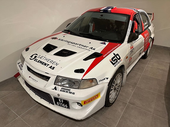 Mitsubishi Lancer 2 of 5