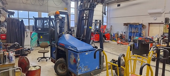 Terberg Kinglift Universal påhengs truck 25 of 26