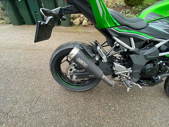 Kawasaki Z 125 3 of 4
