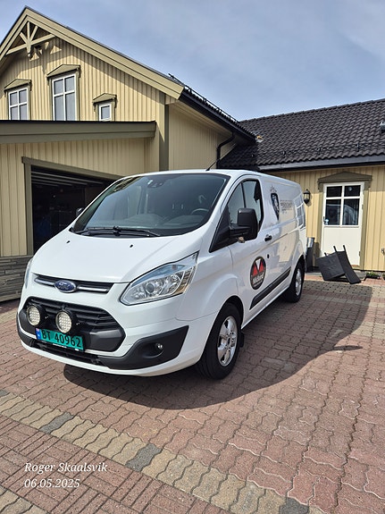 Ford Transit 3 of 5
