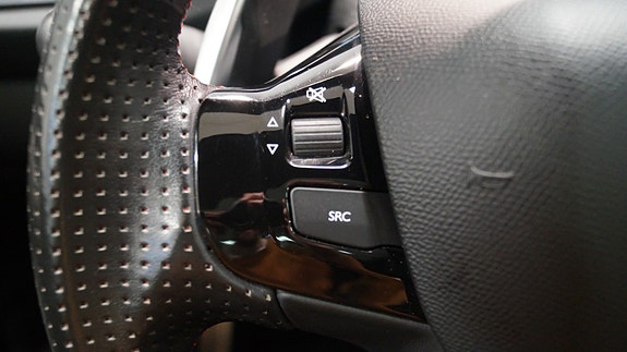 Peugeot 308 17 of 30