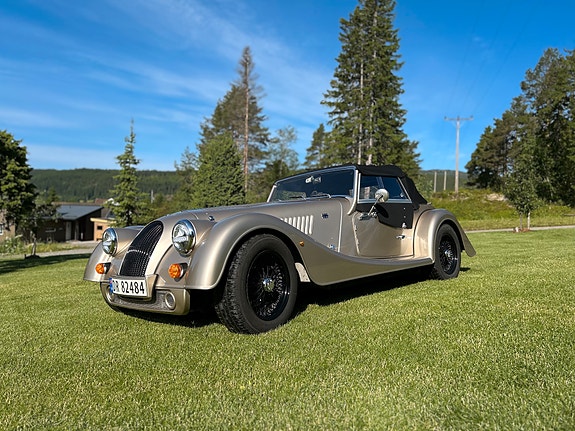 Morgan Plus 4 2 of 5