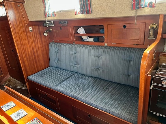 Hallberg Rassy 94 Kutter 18 of 29