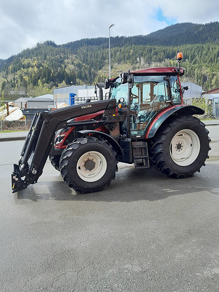 Valtra A115 2024, kr 999 000,-