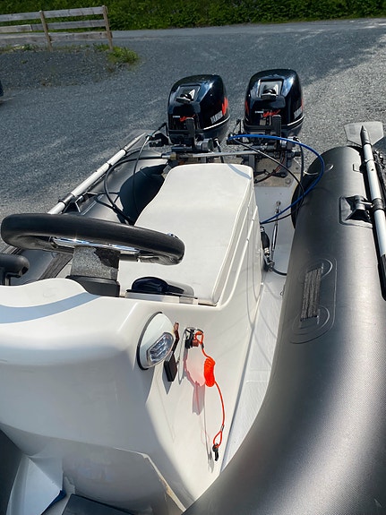 Rib med 2 x 9,9 Yamaha 8 of 20