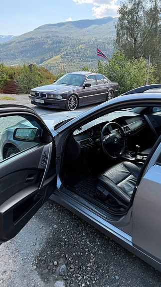 BMW 525d 9 of 16