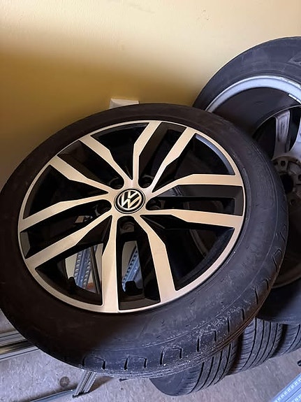 Volkswagen e-Golf VII 15 of 19