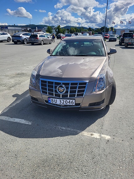 Cadillac CTS 7 of 10