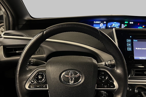 Toyota Mirai 11 of 13