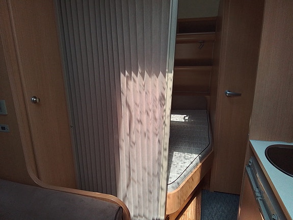 Adria Altea 432PX 7 of 19