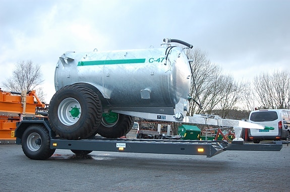 Dinapolis LL-9 Maskinhenger