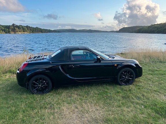 Toyota MR2 6 of 18