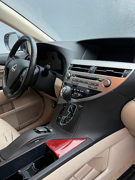 Lexus RX450h 10 of 13