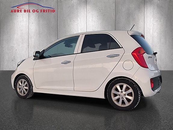 Kia Picanto 4 of 5