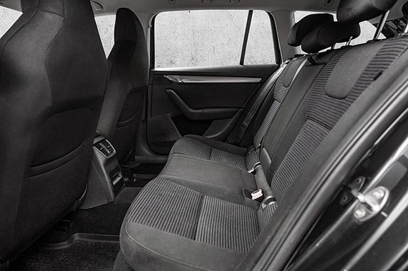Skoda Octavia 16 of 24