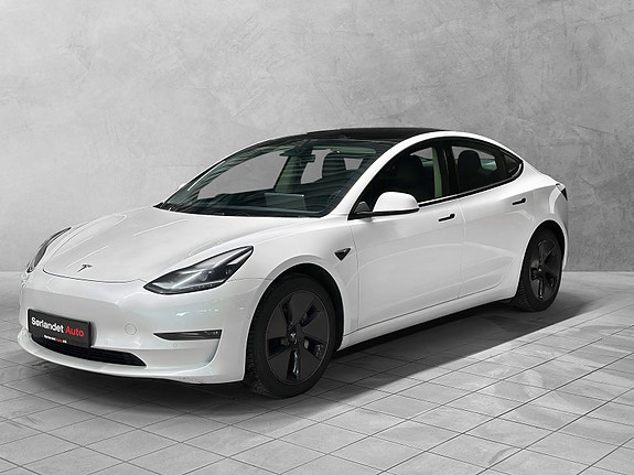 Tesla Model 3 2 of 5