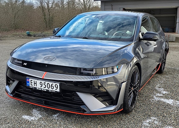 Hyundai Ioniq 5 2 of 30