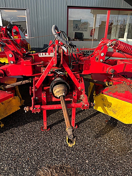 Pøttinger Novacat 8600